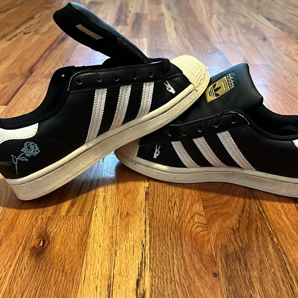 EUC girls black adidas shell tops